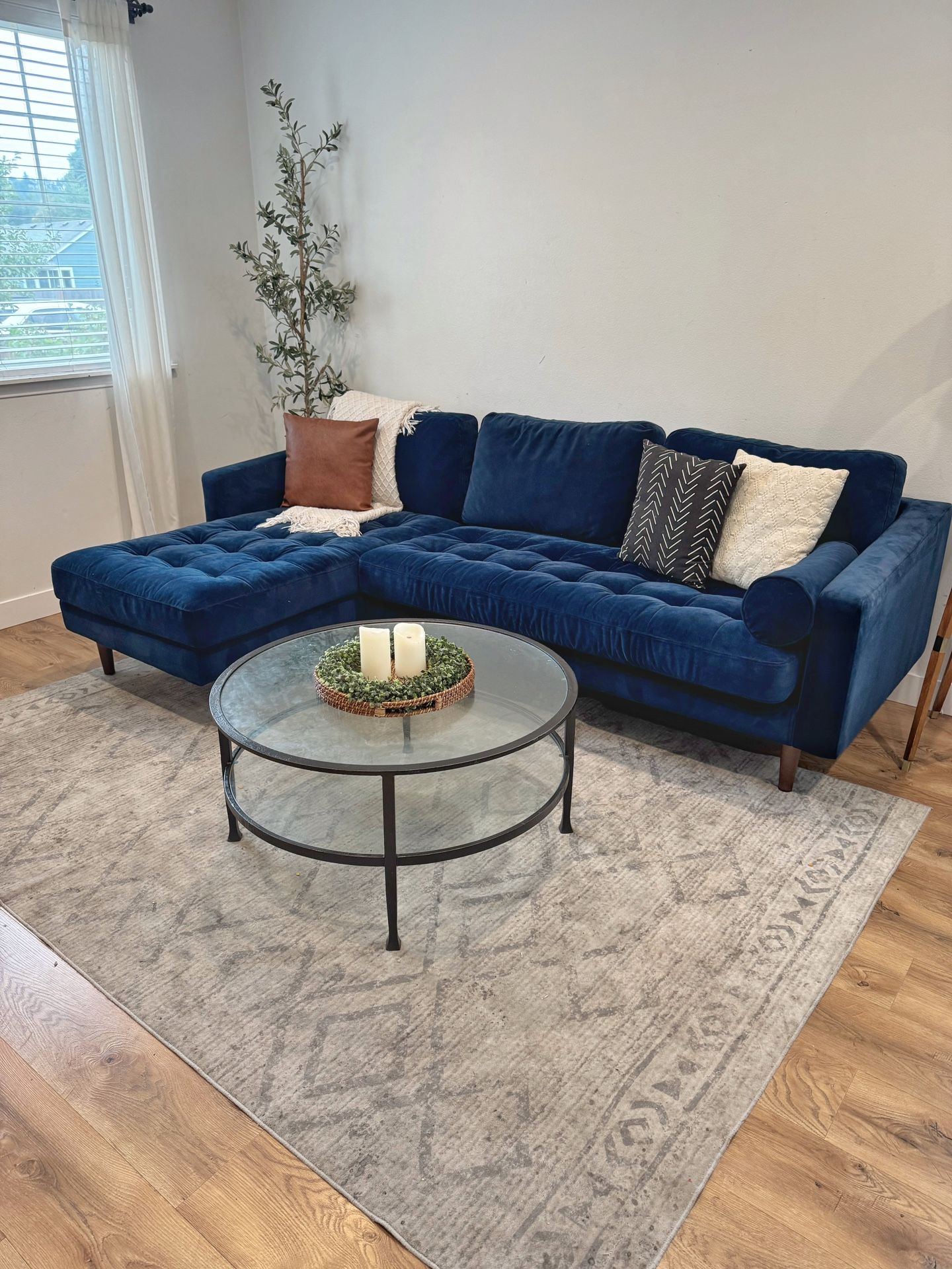 Modern Velvet Sectional Couch 