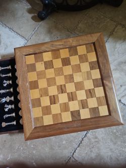 Harley Davidson chess set