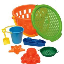 8 Piece Jumbo Sand Toys - NEW 