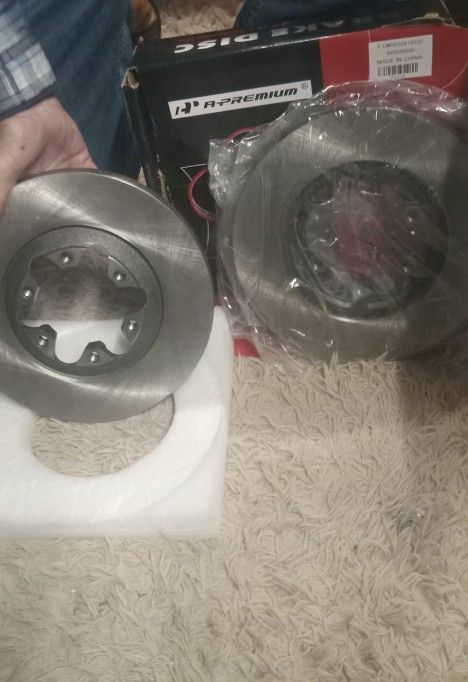 Front Brake Rotors 2005 Chevrolet Colorado