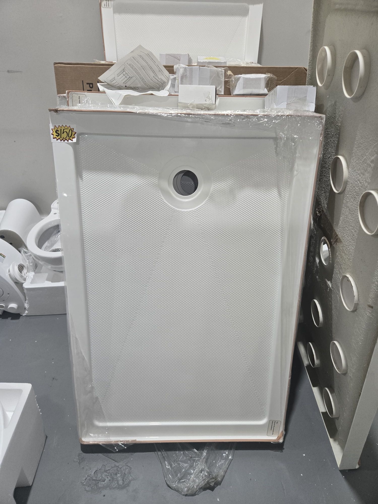 M-New 48"L X 32"W Single Threshold Shower Base in White, Rectangle Acrylic Shower Pan with Left or Right Drain Location, Non-slip Design, $150