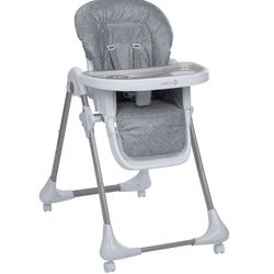 Baby High Chair New In The Box 