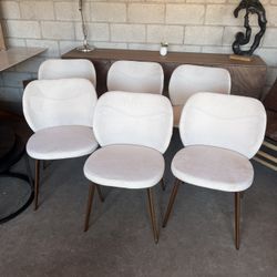 Set Of 6 Beige Dining Chairs ( Can Deliver For $10 )