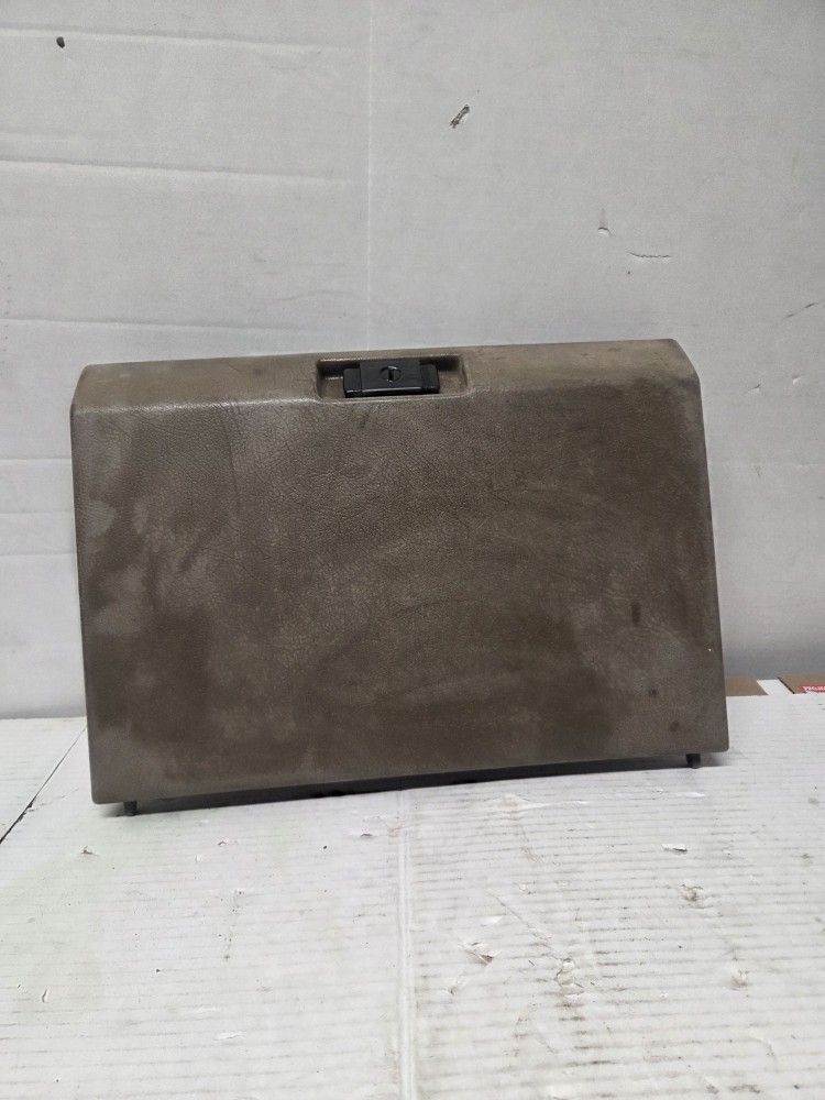 Glove Box  Nissan Hard Body  