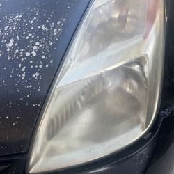 Prius Headlight Driverside- 2 Gen