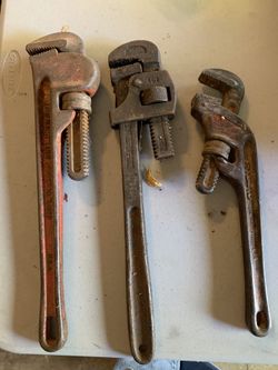 Pipe Wrench 