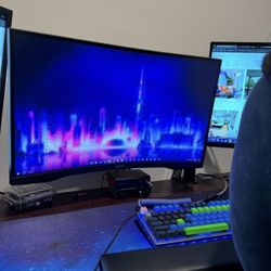 Samsung Curved Monitor UHD
