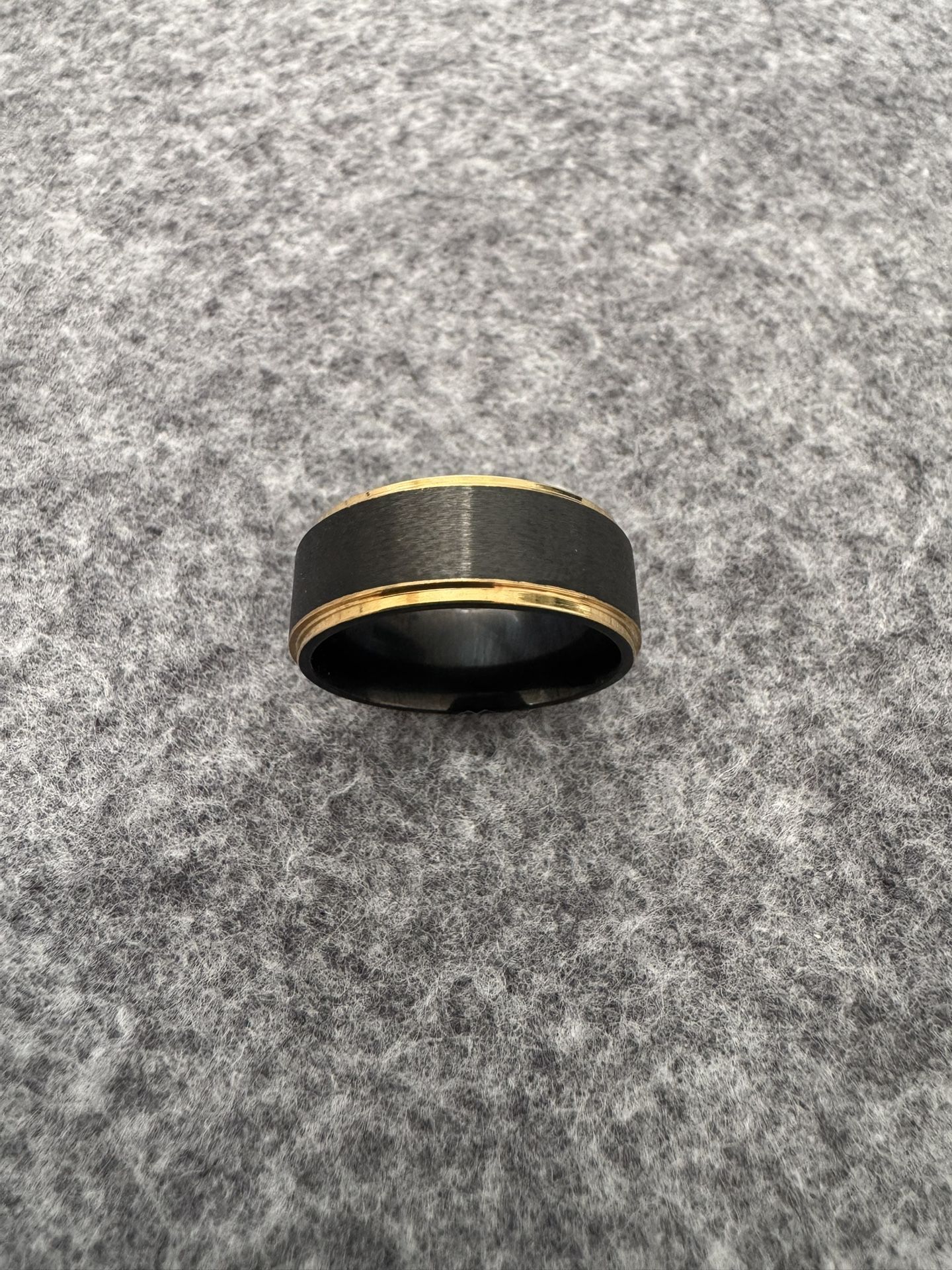Black Brushed Ring With Gold Tone Edge Accents - Size 8