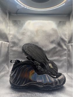 Nike air Foamposite one hologram