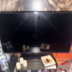 28 Inch Vizio