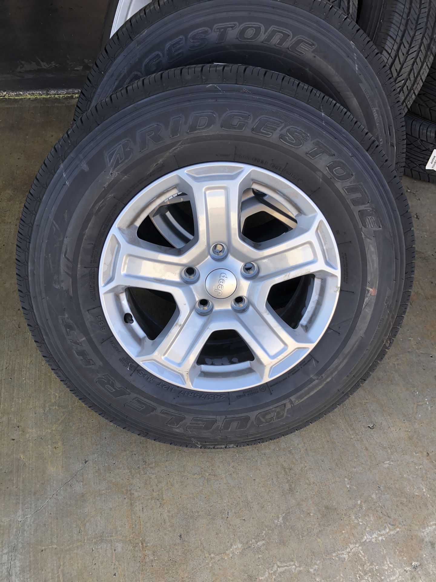 Like new Jeep wheels and tires