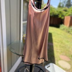 A Beautiful Express Skirt Like New Size 4