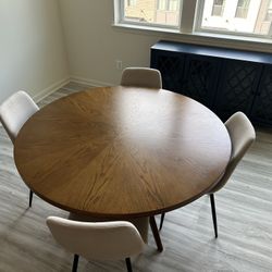 Solid wood table & chairs 
