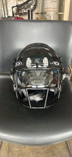 F7 football helmet