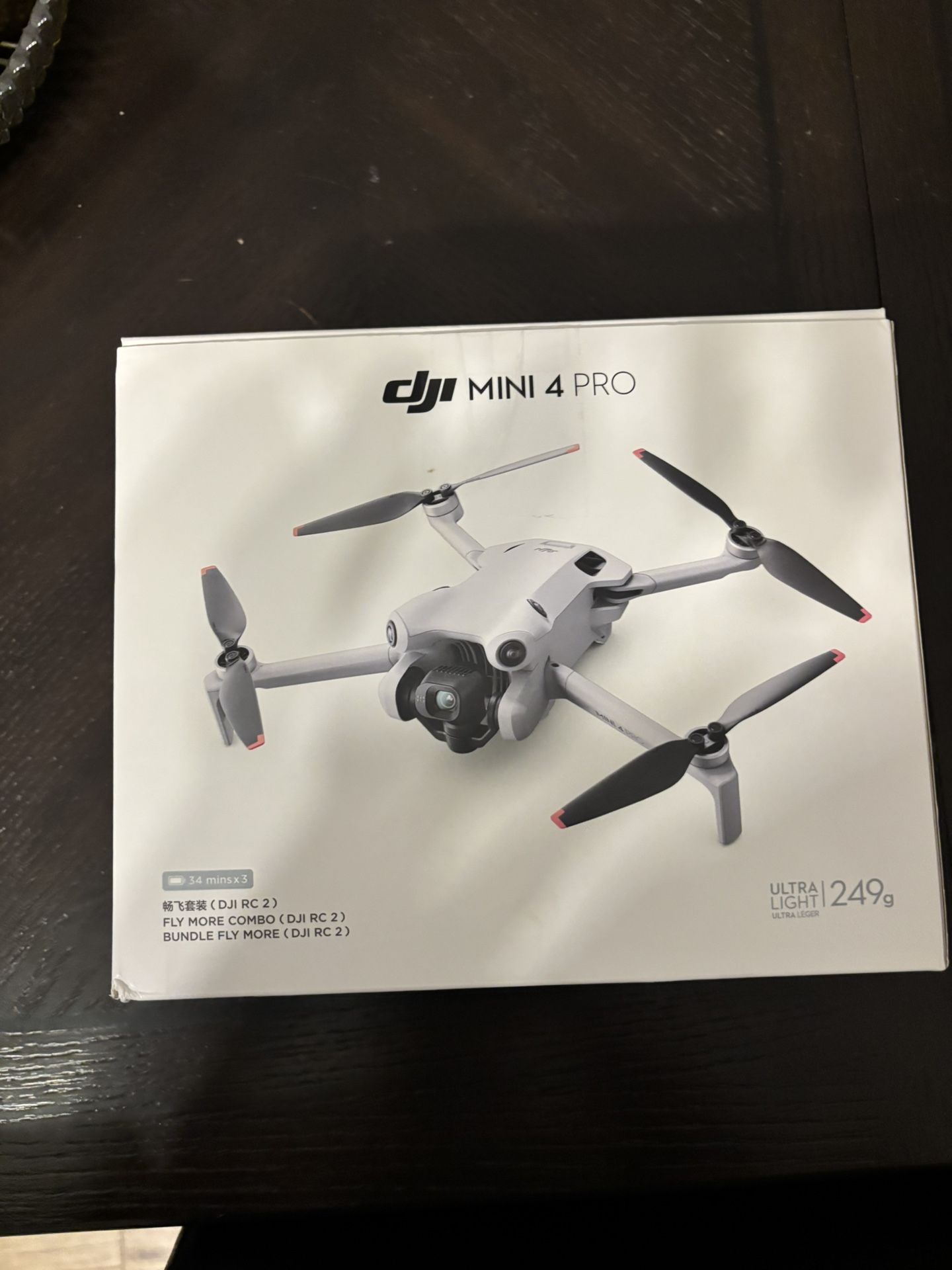 DJI Mini 4 Pro Fly More Combo (DJI RC 2)