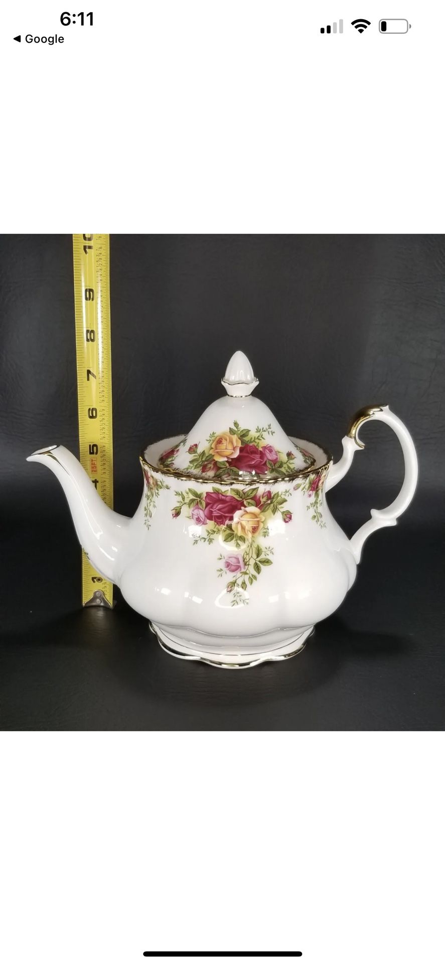 Royal Albert Old Country Roses Large Teapot (6 Cups) - England 1962 Stamp