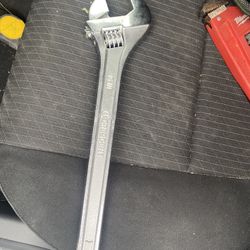 15 Inch Crescent Wrench