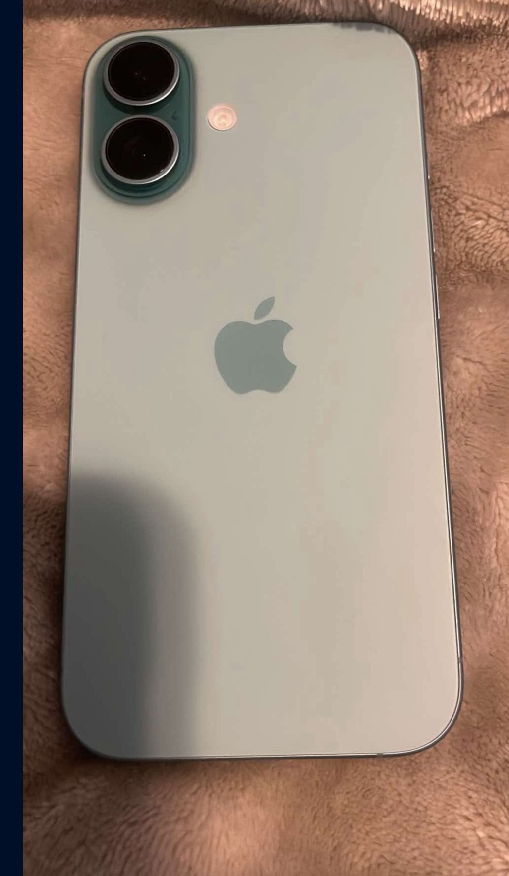 iPhone 16