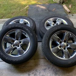 2016 dodge ram 1500 Big Horn wheels and tires