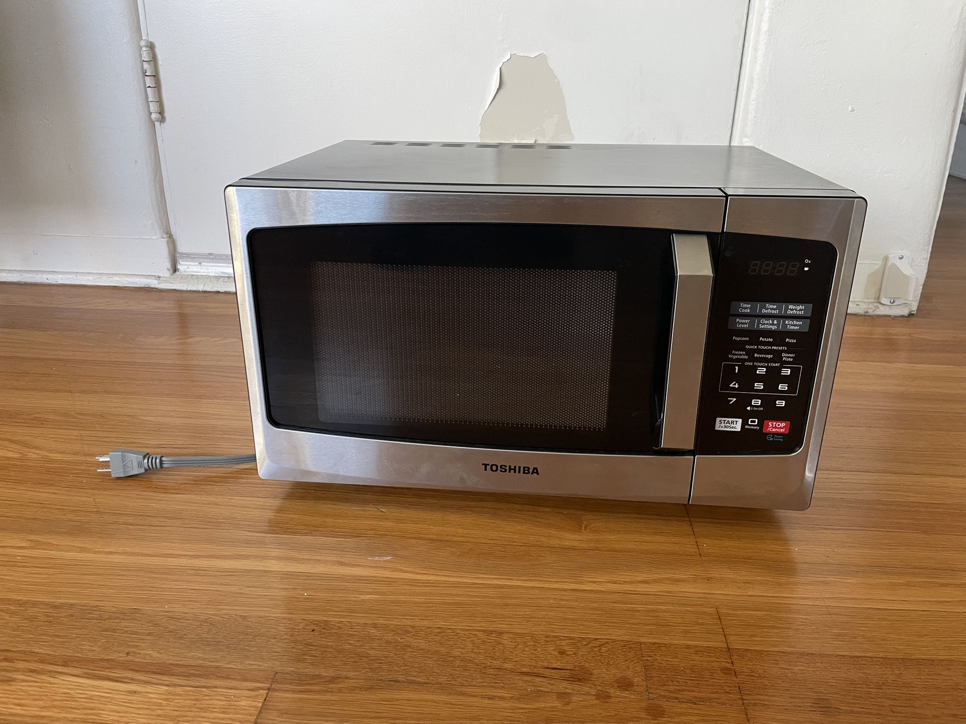 Toshiba Stainless Steel Microwave - Works Great!