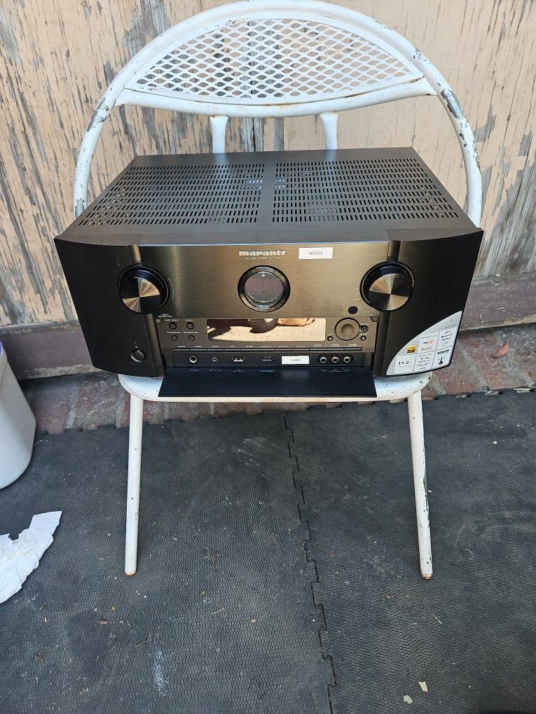 Marantz Model AV7704 PREAMP