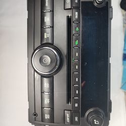 GMC Chevy GM Part #(contact info removed)1 Delphi #(contact info removed)8 AM FM Car/Truck Radio Untested