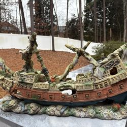 🐟 Top Fin Ship Aquarium Ornament 🐠 🛳️ 