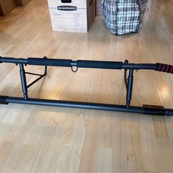Pull Up Bar