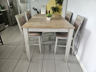 Dining Table Set 4 Chairs Good Condition