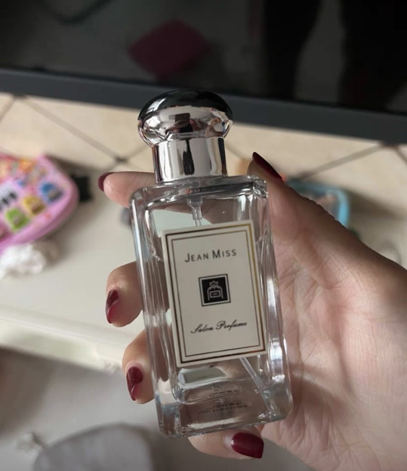 The perfume has a good shelf life