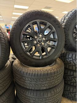 20” TOYOTA TUNDRA OEM WHEELS WITH FALKEN TIRES