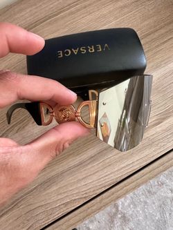 Versace Shield Sunglasses Gold Mirror Lens – Futuristic Luxury Design