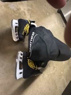 Bauer Supreme M4 Ice Hockey Skates with Equipment Bag
