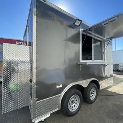Food Trailer / Food Truck / Traila De Comida / Camion De Comida