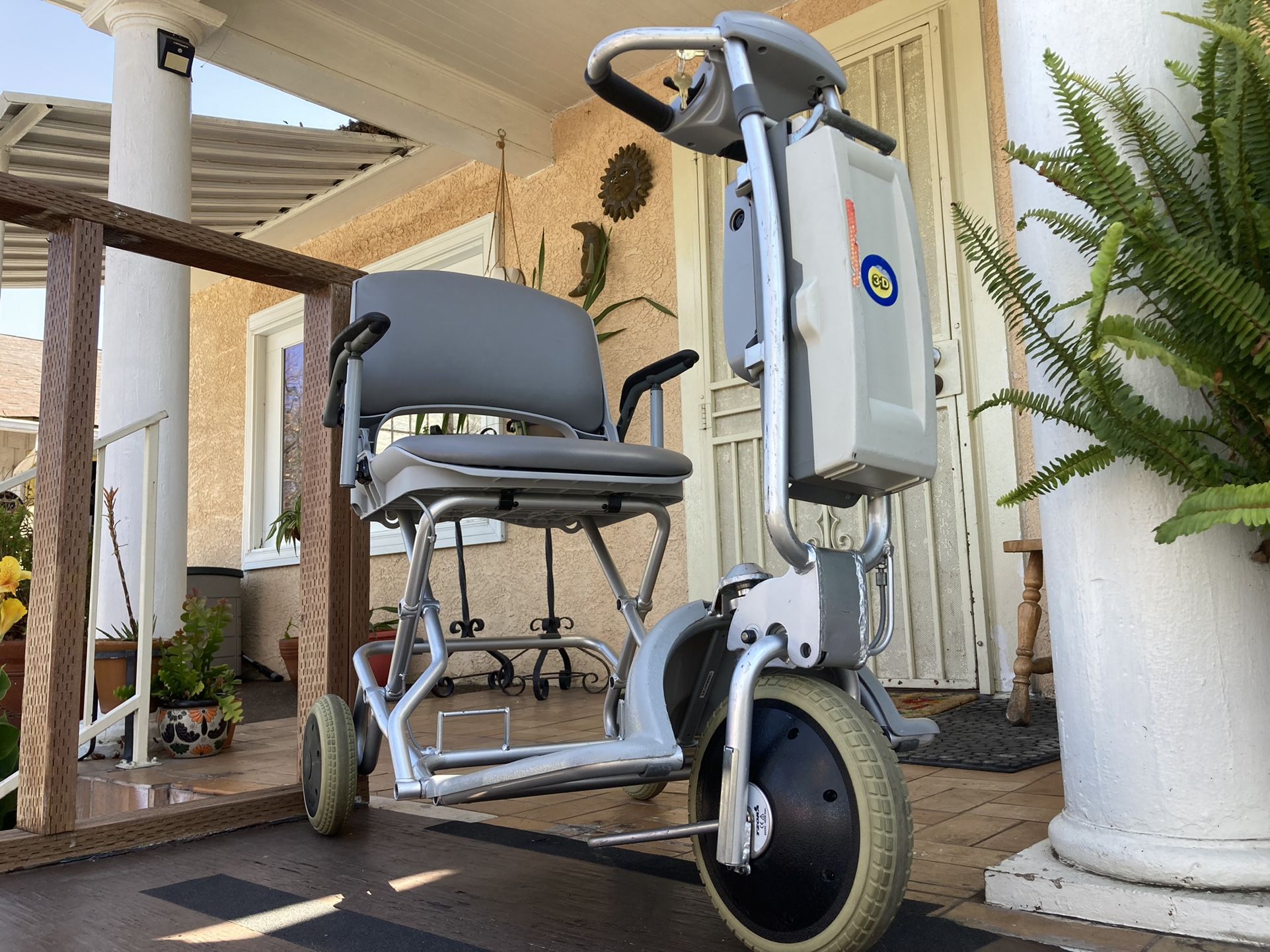 Tzora, No Boundaries Scooter