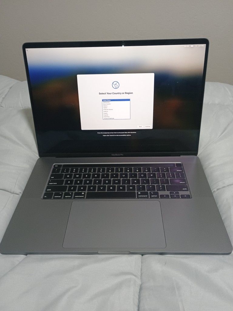 MacBook Pro 16” (2019) – i9 / 16GB RAM / 1TB SSD – Box + Charger – Fresh macOS