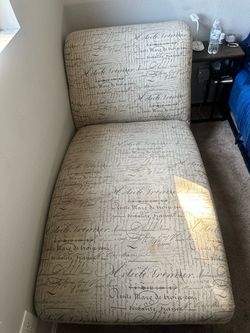 Armless Chaise Lounge Chair Script Print