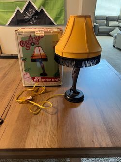 NECA “A Christmas Story” 20” Leg Lamp Prop Replica