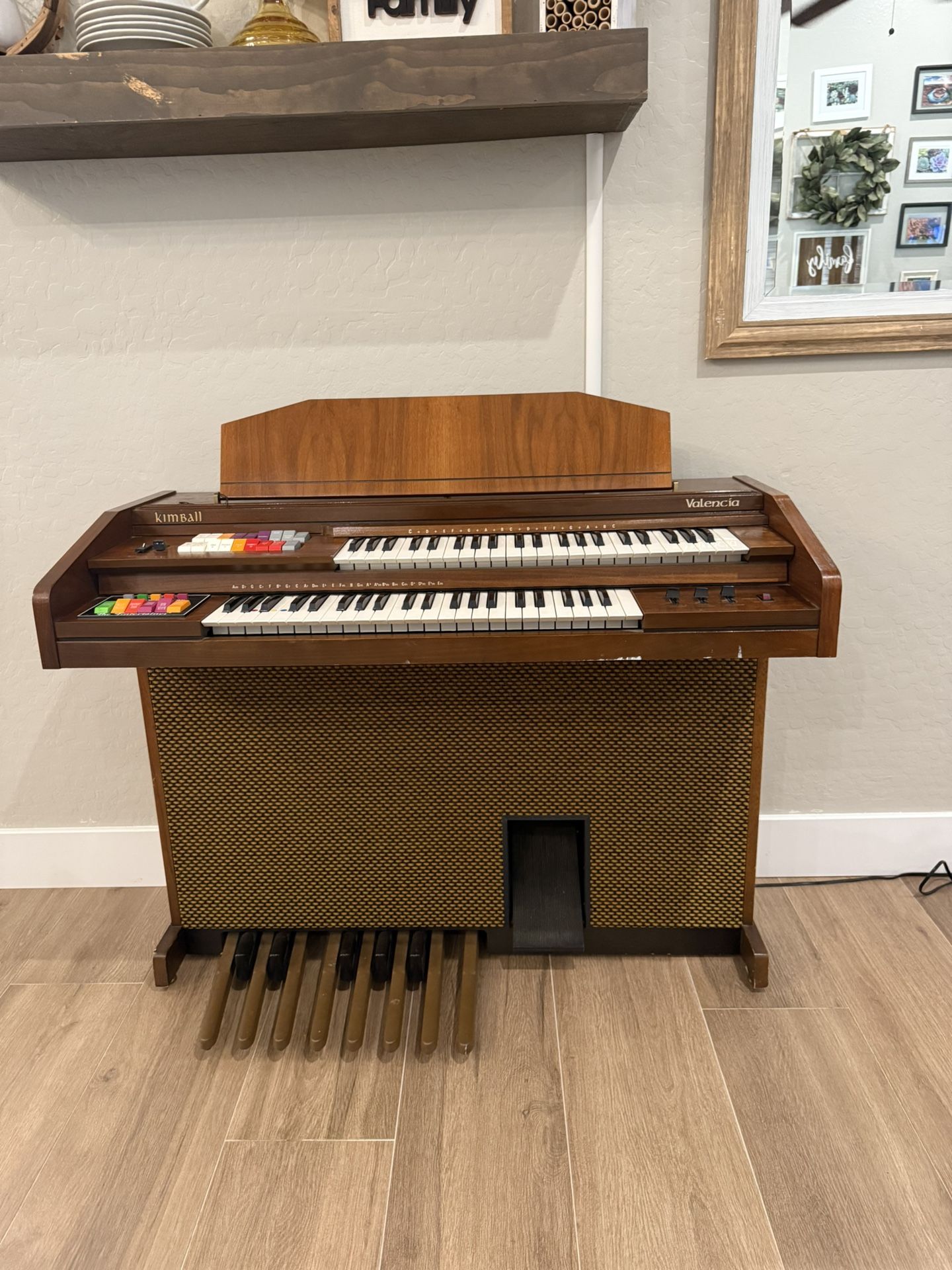Kimball XR20 Organ