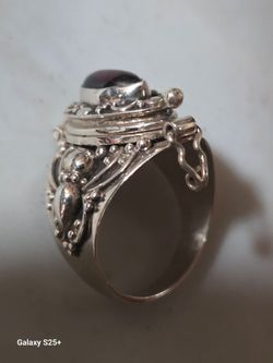poison ring size 7.5