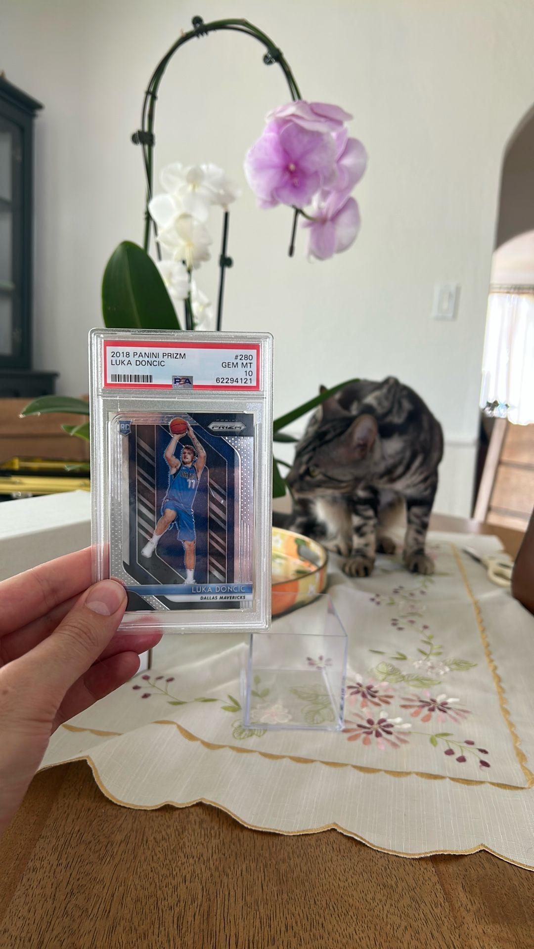 2018 Panini Prizm Rookie Luka Doncic #280 PSA 10