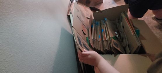 Free moving boxes