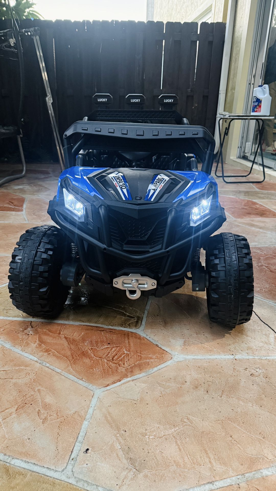 Ride on Car Truck w/Remote Control 24V 4X4