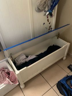Wood bagpack storage or toys storage