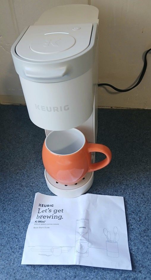 Beautiful Keurig K-Mini & Mug