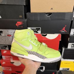 Jordan Legacy 312 Ghost Green size 11.5 VNDS 