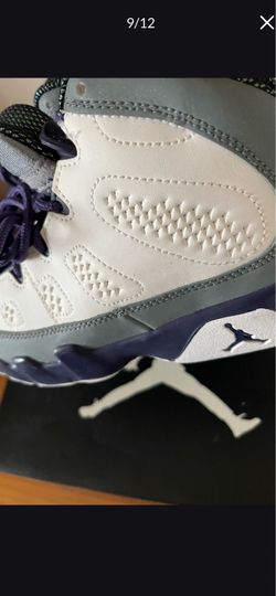 There very good shoes for little girls the size is 13 made By Jordan