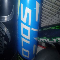 USA BASEBALL ⚾⚾ BIG BARREL BAT BATS LEAGUE LEGAL! only 60 each! Betta hurry 😜😁