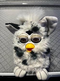 Vintage 1998 Tiger Electronics Furby - Dalmatian / Cow Pattern (Brown Eyes)
