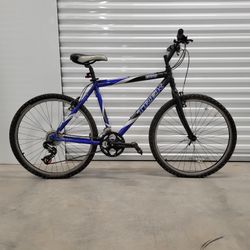 Trek 800 Mountain Bike